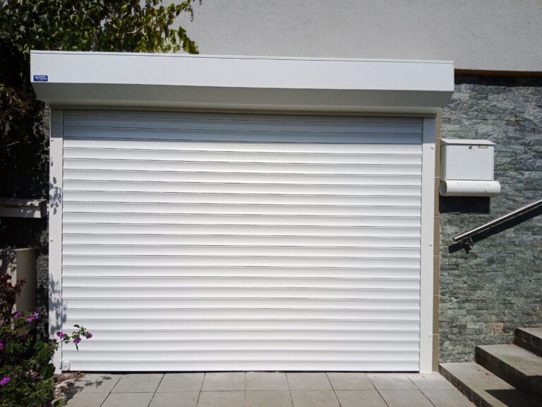 Rolo garažna vrata: Eleganca, varnost in praktičnost